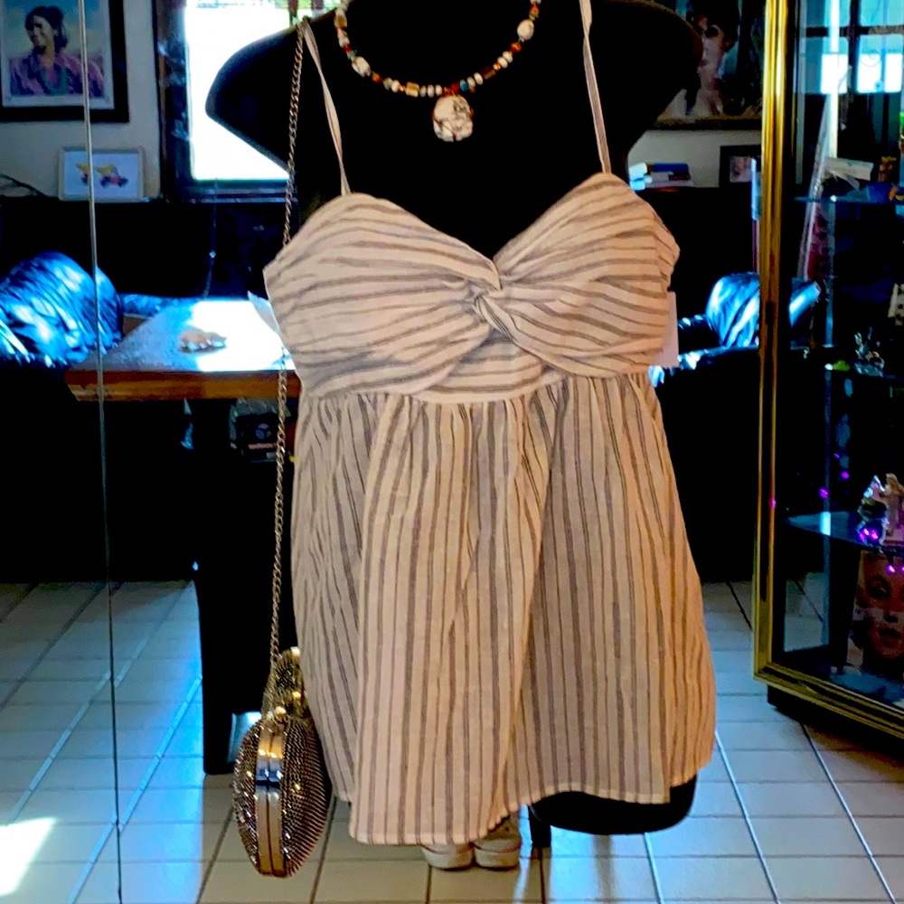 Adorable banana republic baby doll top